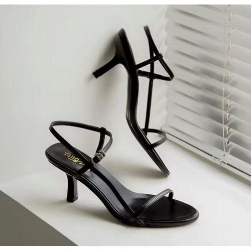 Moi Chaussures à talons