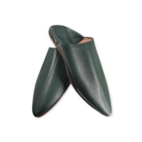 BABOUCHE EN CUIR de couleur VERT