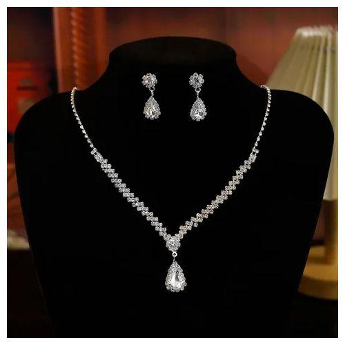Ensemble bijoux effet diamant