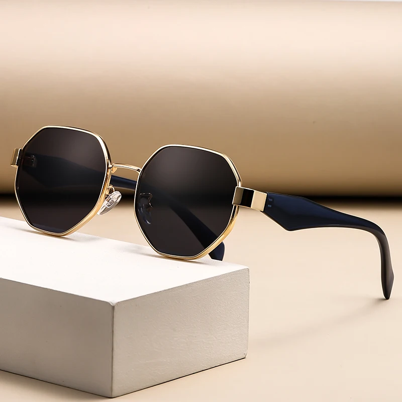 Lunettes de soleil rétro pour femmes et hommes, monture métallique polygonale, marque de luxe de styliste, décoratives, Uv400, nouvelle collection