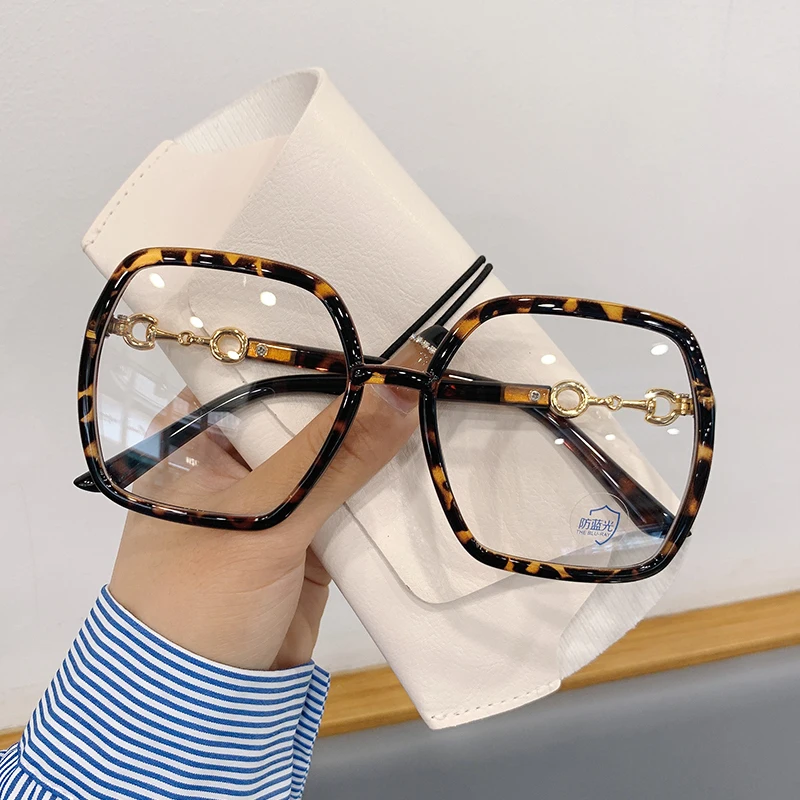 Lunettes de lecture anti-lumière bleue à monture ronde pour femmes, lunettes à la mode, haute définition, personnalisées, jeunes, de haute qualité