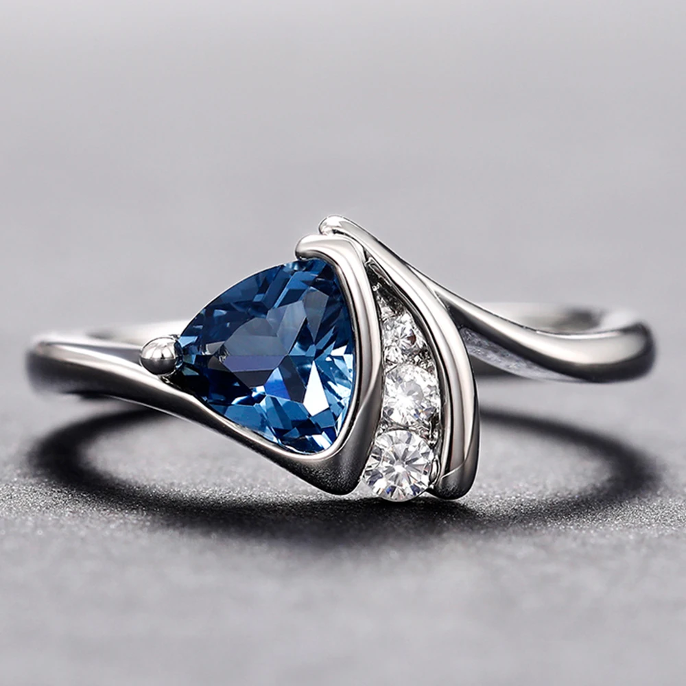 Bagues en zircon cubique de conception de tempérament Huitan pour femmes, bagues de fiançailles et de mariage, bijoux de mode moderne pour femmes, vente en gros, 2022