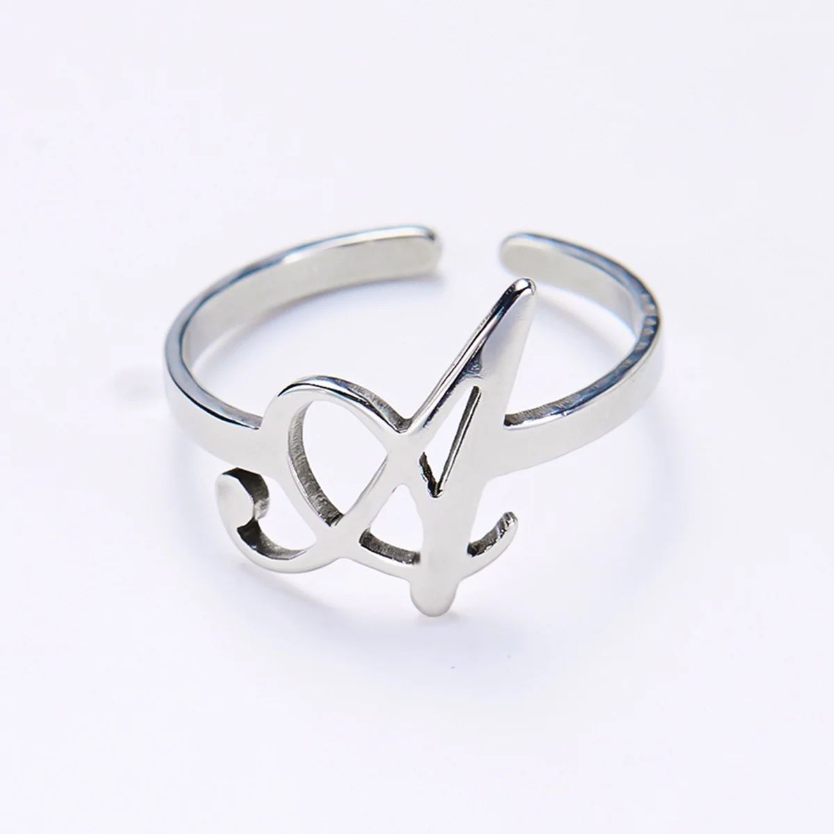 A-Z lettres initiales anglaises bagues pour femmes hommes en acier inoxydable couleur argent 26 nom de l'alphabet anneaux ouverts bijoux d'anniversaire