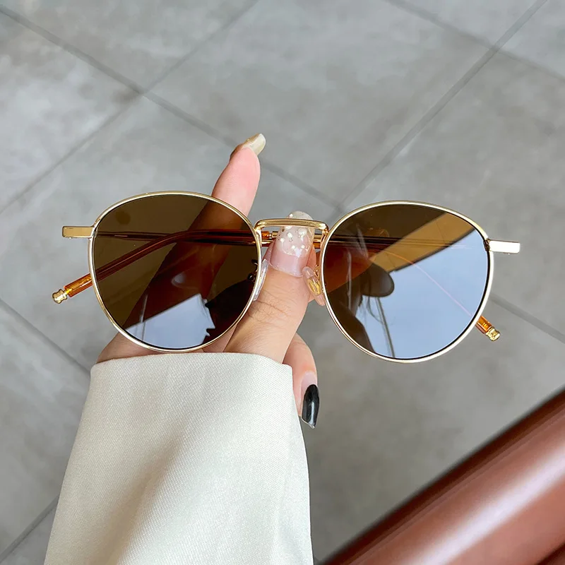 Forme ronde lunettes de soleil femmes Vintage Style rétro alliage Matal lunettes de soleil homme coréen nouvelle mode lunettes de soleil femmes