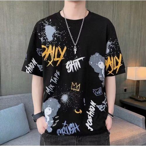 Graffiti Men Short Sleeved T-shirt Round Neck Trend Loose